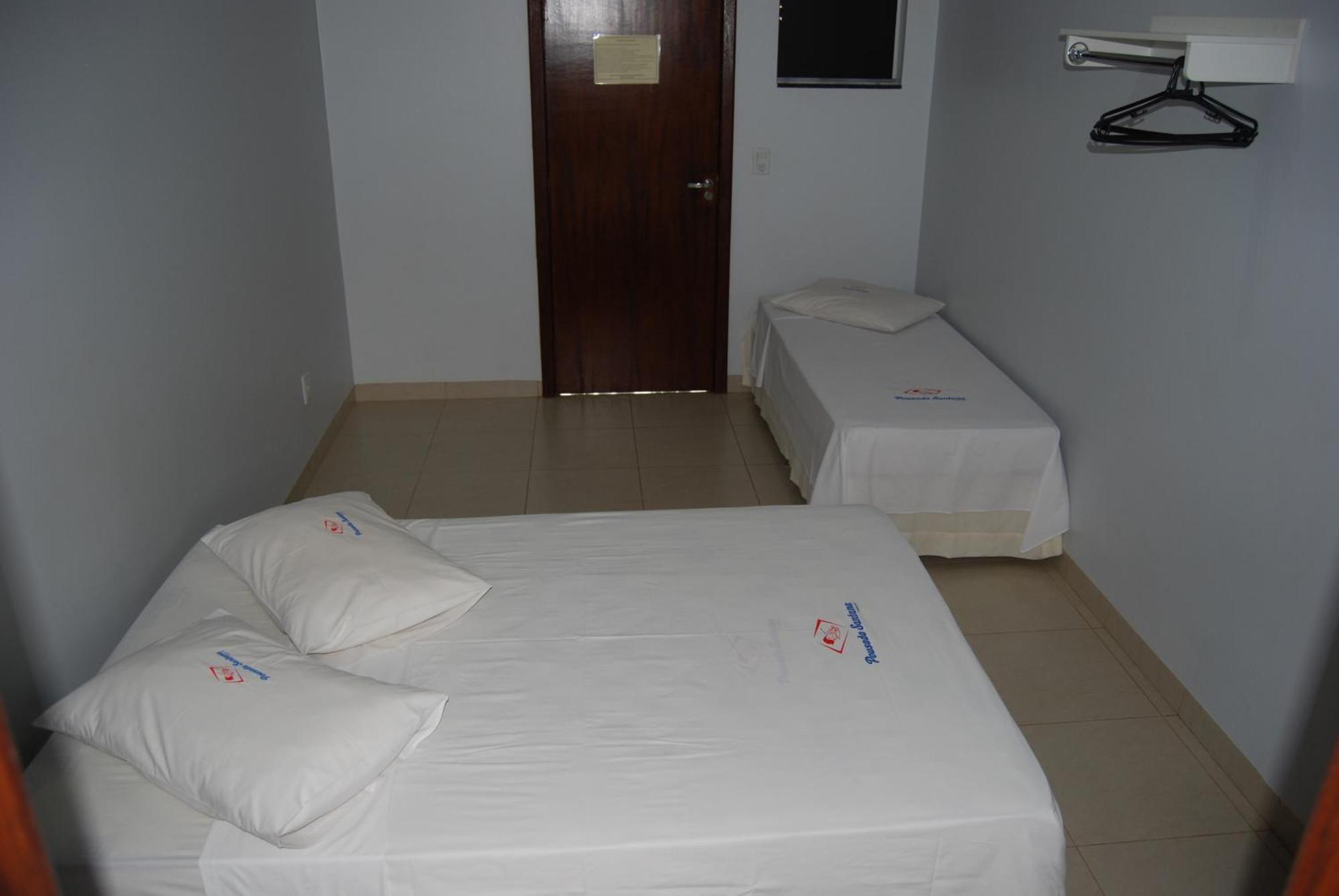 Pousada Santana - Trindade Goiás Quarto foto